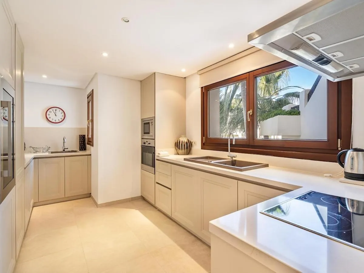 Apartmán Bahia De Velerin Estepona